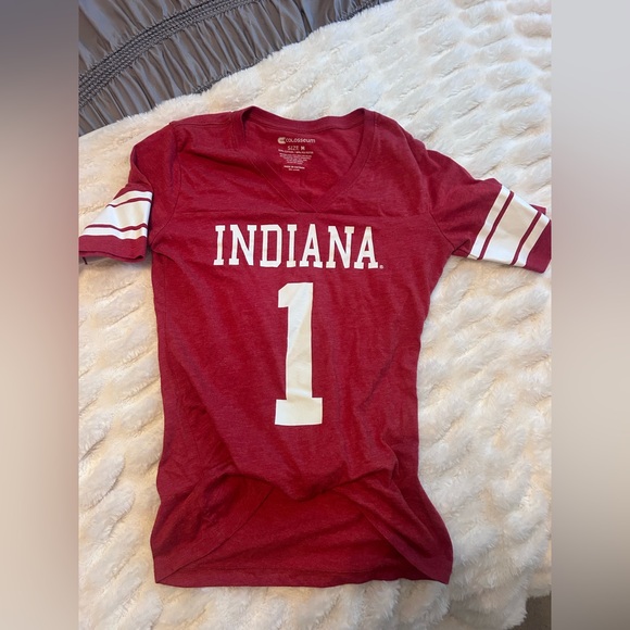 IU women’s tee - Picture 4 of 6